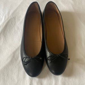 Flattered Nadia Ballet Flat in Black Leather